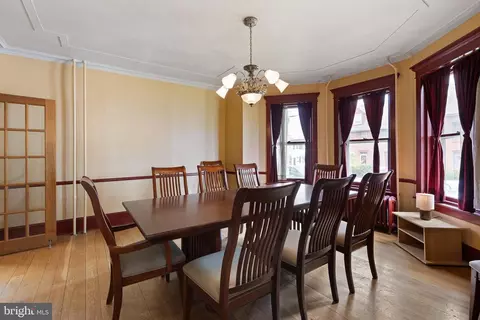Dining - 166 E 2nd, New Castle, DE 19720 photo 2 of 3