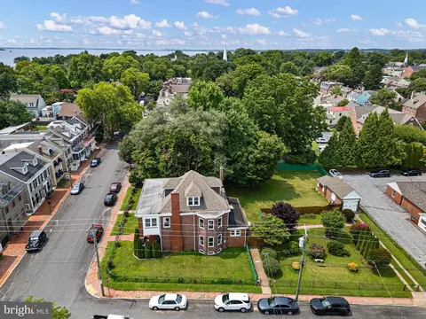 View/Area - 166 E 2nd, New Castle, DE 19720 photo 2 of 4