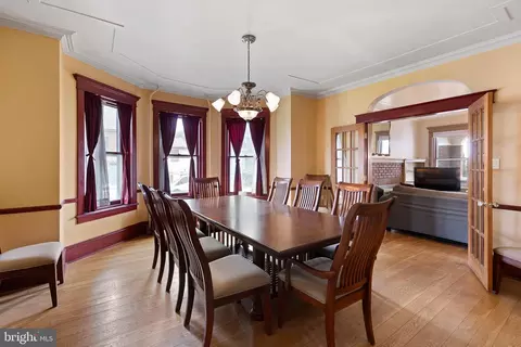 Dining - 166 E 2nd, New Castle, DE 19720 photo 1 of 3