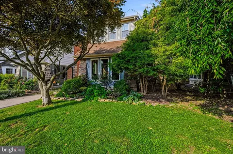 812 W 22nd St, Wilmington, DE 19802