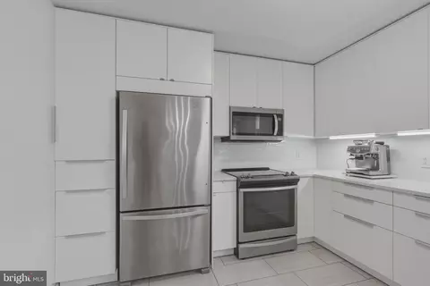 Kitchen - 7 Kerrin Rd, Bear, DE 19701 photo 1 of 2