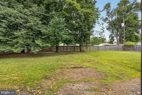 Exterior - 4 Knickerbocker Dr, Newark, DE 19713 photo 2 of 2