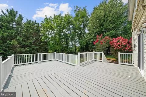 Exterior - 108 Paddock Dr, Newark, DE 19711 photo 3 of 6
