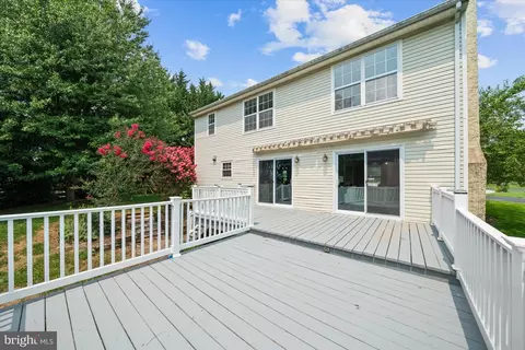 Exterior - 108 Paddock Dr, Newark, DE 19711 photo 4 of 6