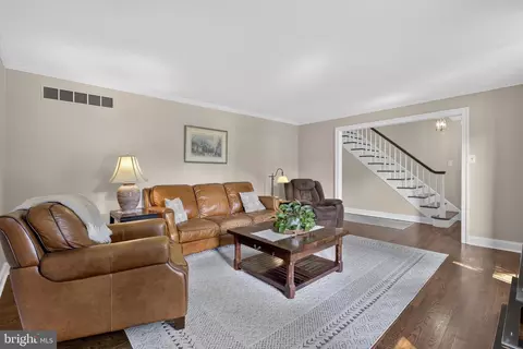 Living - 133 Carlotta Dr, Bear, DE 19701 photo 1 of 9