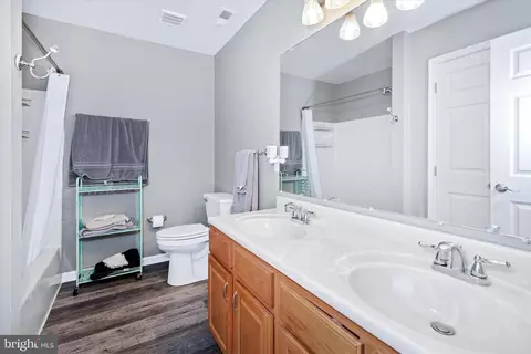 Bath - 51 Dasher Ave, Bear, DE 19701 photo 1 of 3