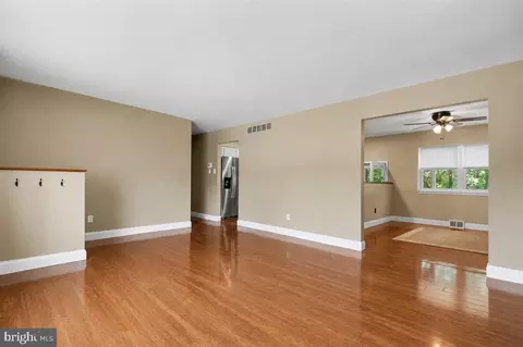 Living - 22 Heather Rd, Newark, DE 19702 photo 5 of 5