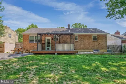 Exterior - 22 Heather Rd, Newark, DE 19702 photo 5 of 6