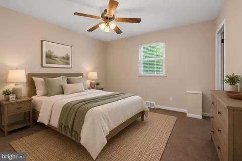 Bedroom - 22 Heather Rd, Newark, DE 19702 photo 1 of 3