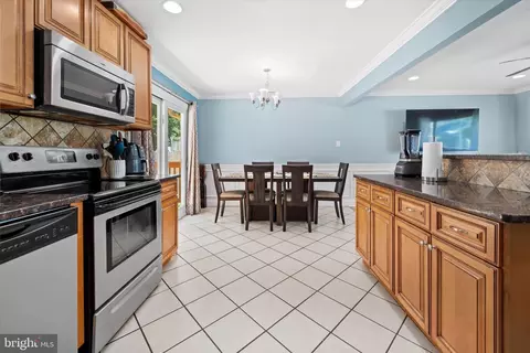 Kitchen - 129 Scottfield Dr, Newark, DE 19713 photo 1 of 2