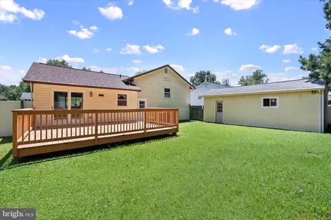Exterior - 129 Scottfield Dr, Newark, DE 19713 photo 3 of 4
