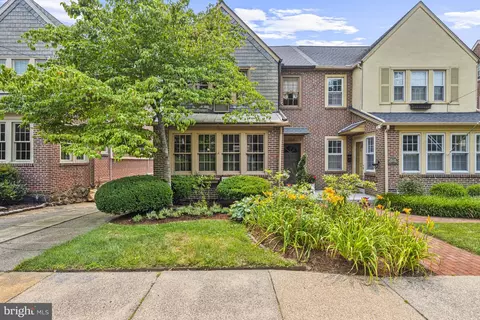 1104 Woodlawn Ave, Wilmington, DE 19805