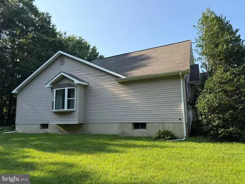 Exterior - 128 Willamette Dr, Bear, DE 19701 photo 2 of 7