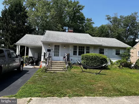 96 Dallas Ave, Newark, DE 19711