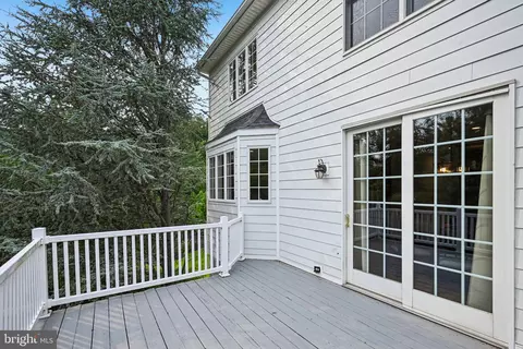 Exterior - 11 Devonshire Ct, Wilmington, DE 19807 photo 4 of 6