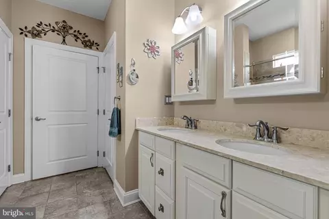 Entry Way - 680 Southerness Dr, Townsend, DE 19734 photo 5 of 10