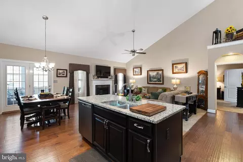 Entry Way - 680 Southerness Dr, Townsend, DE 19734 photo 2 of 10