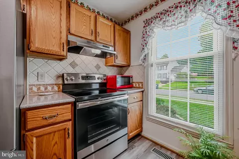 Kitchen - 15 Gloucester Ct, Newark, DE 19702 photo 3 of 4