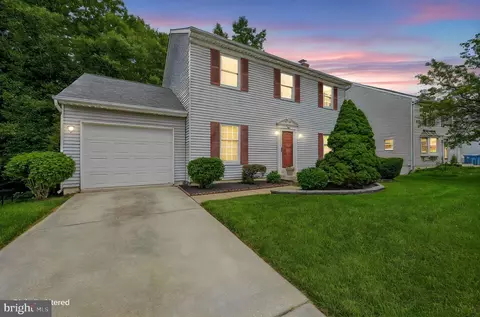 Exterior - 15 Gloucester Ct, Newark, DE 19702 photo 2 of 13