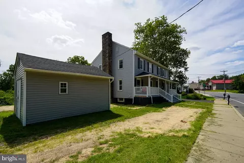 Exterior - 28 E Main St, Newark, DE 19702 photo 4 of 5