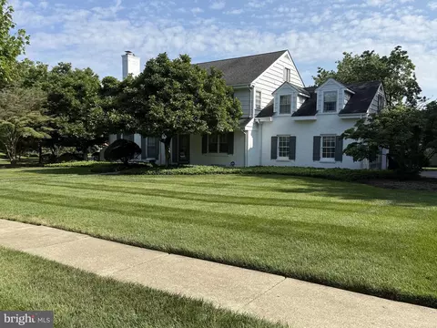 718 Princeton Rd, Wilmington, DE 19807