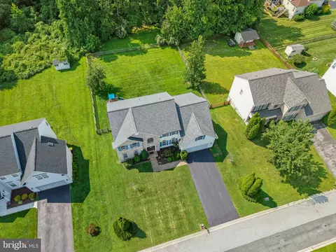 View/Area - 27 Whirlaway Dr, Bear, DE 19701 photo 1 of 3