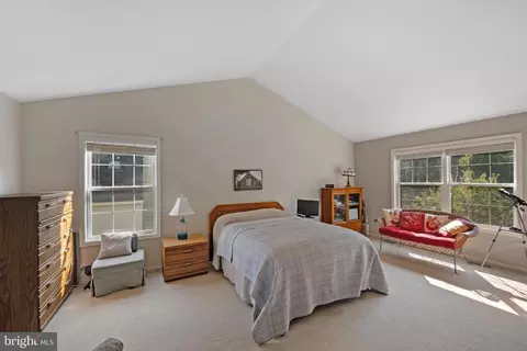 Bedroom - 27 Whirlaway Dr, Bear, DE 19701 photo 2 of 7