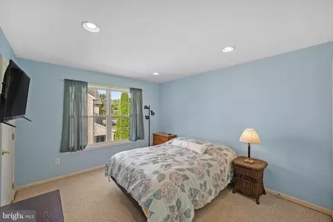 Bedroom - 27 Whirlaway Dr, Bear, DE 19701 photo 6 of 7