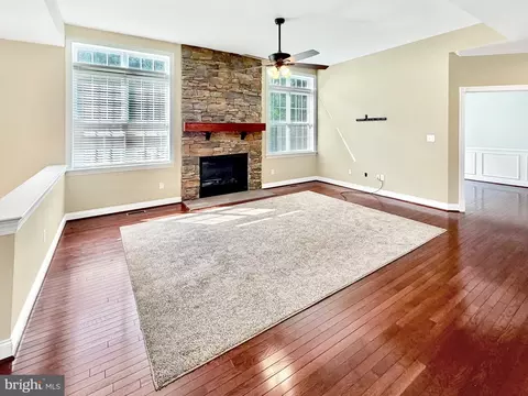 Living - 1443 Olmsted Dr, Bear, DE 19701 photo 2 of 4