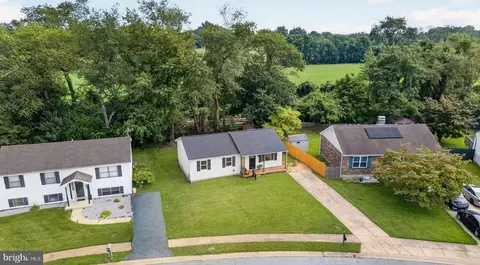 View/Area - 5 Dorsey Ln, Bear, DE 19701 photo 1 of 4