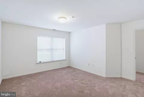 Living - 2101 Independence Way, Newark, DE 19713 photo 4 of 4