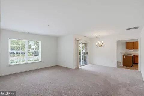 Living - 2101 Independence Way, Newark, DE 19713 photo 1 of 4
