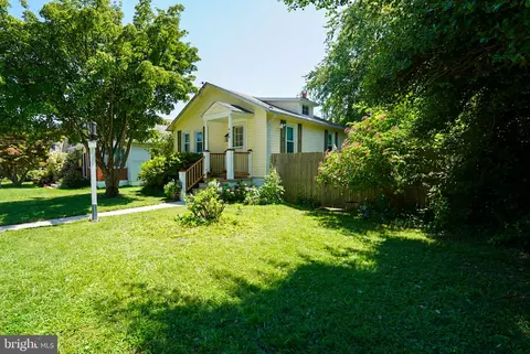 904 Marion Ave, Wilmington, DE 19809