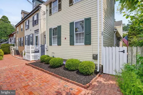 Exterior - 39 E 4th St, New Castle, DE 19720 photo 1 of 7