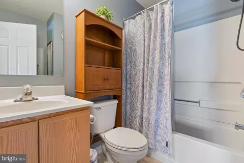 Bath - 286 Liborio Dr, Middletown, DE 19709 photo 2 of 2