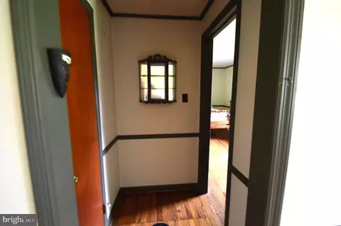 Entry Way - 307 Ratledge Rd, Townsend, DE 19734 photo 3 of 7