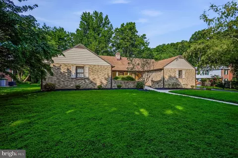 607 Wynyard Rd, Wilmington, DE 19803
