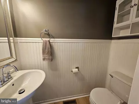 Entry Way - 116 E Minglewood Dr, Middletown, DE 19709 photo 10 of 10