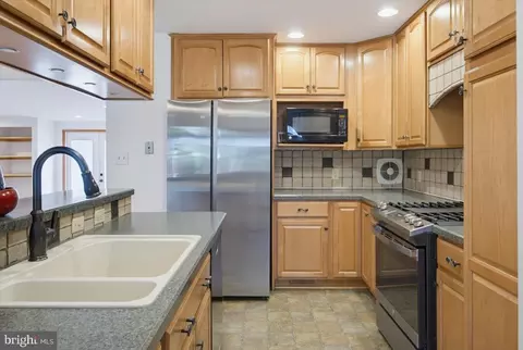 Kitchen - 19 Lynch Farm Dr, Newark, DE 19713 photo 1 of 4