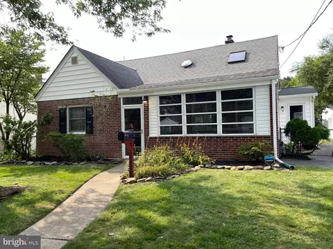 2225 Diamond St, Wilmington, DE 19804