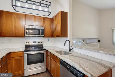 Kitchen - 1125 Greentree Rd, Newark, DE 19713 photo 2 of 2