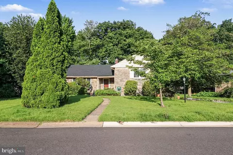 1202 Hillside Blvd, Wilmington, DE 19803