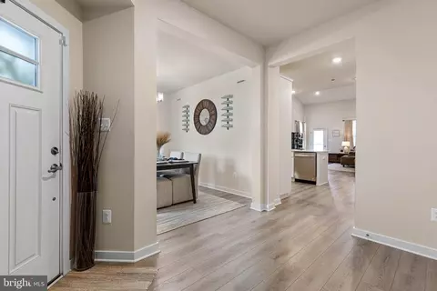 Entry Way - 2638 Fairlight Dr, Middletown, DE 19709 photo 2 of 14