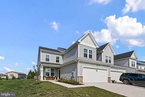 Exterior - 2638 Fairlight Dr, Middletown, DE 19709 photo 4 of 4