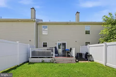 Exterior - 6 Shadow Ln, Bear, DE 19701 photo 5 of 5