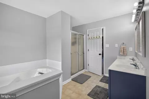 Entry Way - 419 Skyview Dr, Middletown, DE 19709 photo 9 of 14