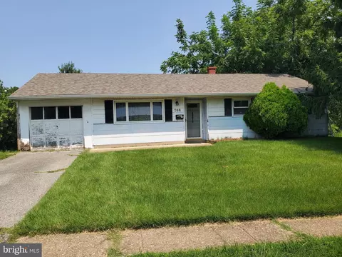 Exterior - 708 Donald Dr, Newark, DE 19713 photo 2 of 6