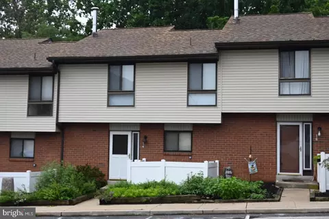 14 Sandy Brae Ct #14, Wilmington, DE 19808
