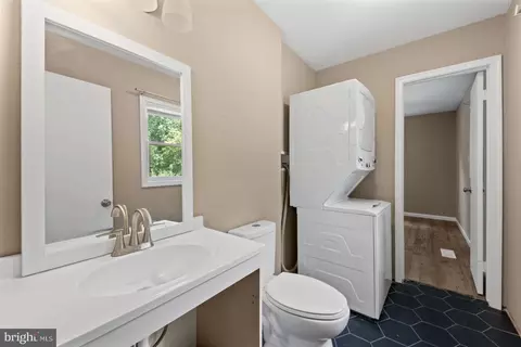 Entry Way - 311 Pine Tree Rd, Townsend, DE 19734 photo 6 of 7