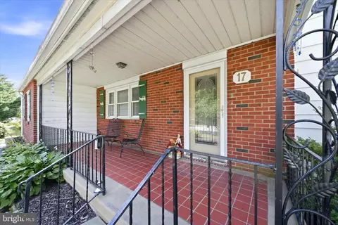 Exterior - 17 Millwright, Newark, DE 19711 photo 4 of 8